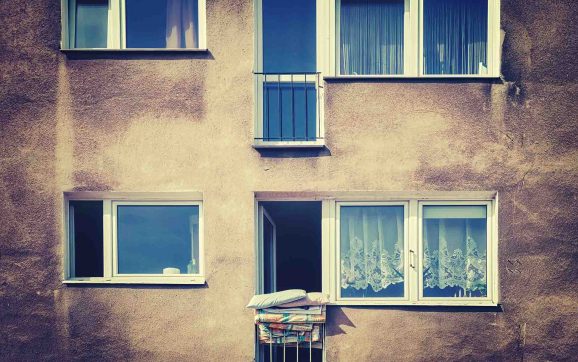How Do You Know When It's Time To Replace Windows?